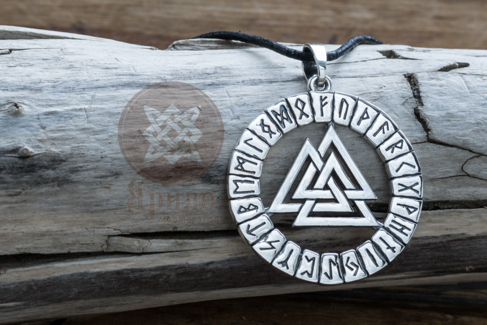 skandinavskij-obereg-valknut-foto-izdeliya-iz-serebra